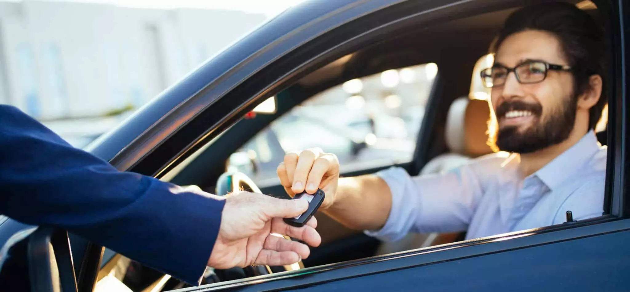 Top 10 Tips for Selling Your Car Quickly and Safely Online